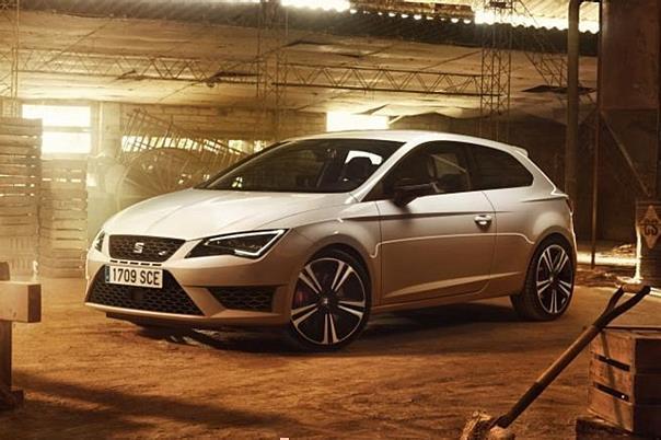 SEAT präsentiert das perfekte Auto für den dynamischen Fahrspaß im Alltag, jetzt mit noch mehr Power: Als CUPRA 290* liefert die Topversion der Leon Baureihe jetzt maximal 213 kW / 290 PS.